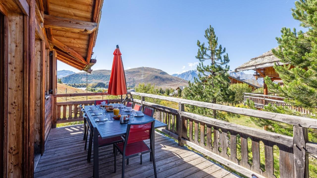 אלפה ד'הואז Madame Vacances Les Chalets De L'Altiport מראה חיצוני תמונה