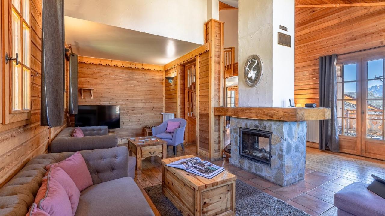 אלפה ד'הואז Madame Vacances Les Chalets De L'Altiport מראה חיצוני תמונה