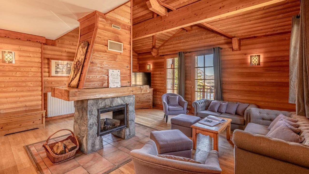 אלפה ד'הואז Madame Vacances Les Chalets De L'Altiport מראה חיצוני תמונה