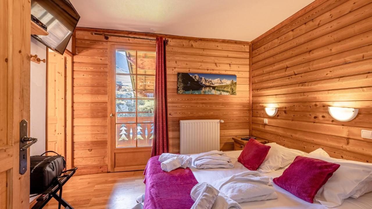 אלפה ד'הואז Madame Vacances Les Chalets De L'Altiport מראה חיצוני תמונה