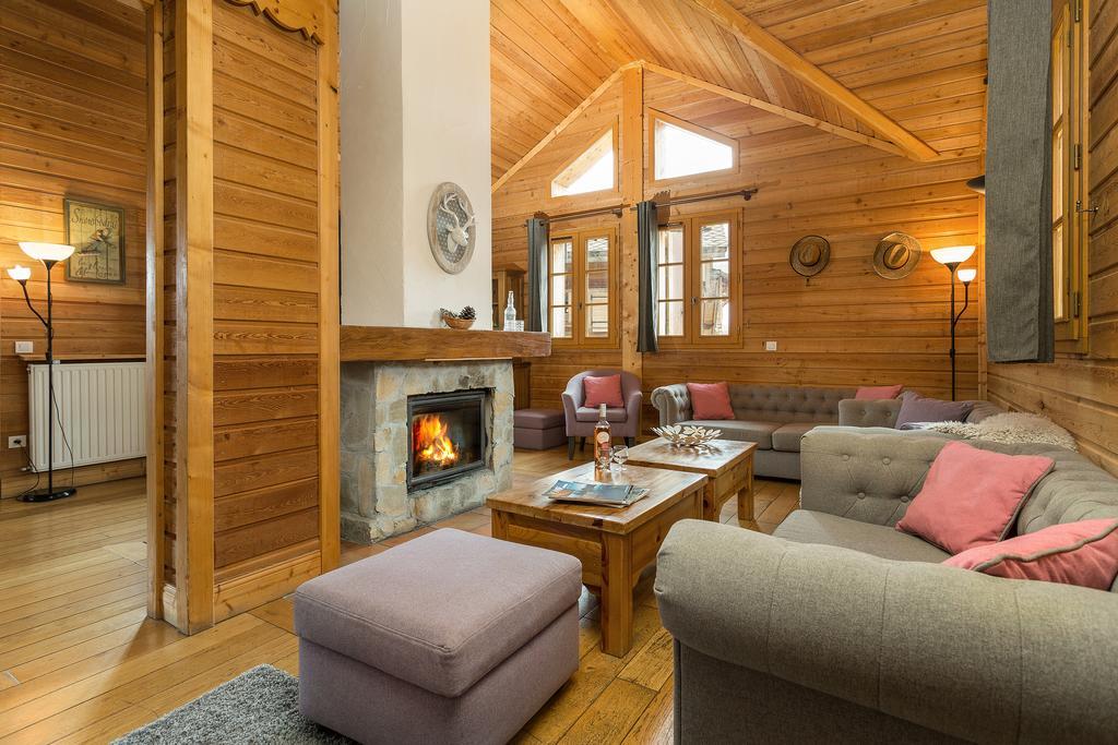 אלפה ד'הואז Madame Vacances Les Chalets De L'Altiport מראה חיצוני תמונה