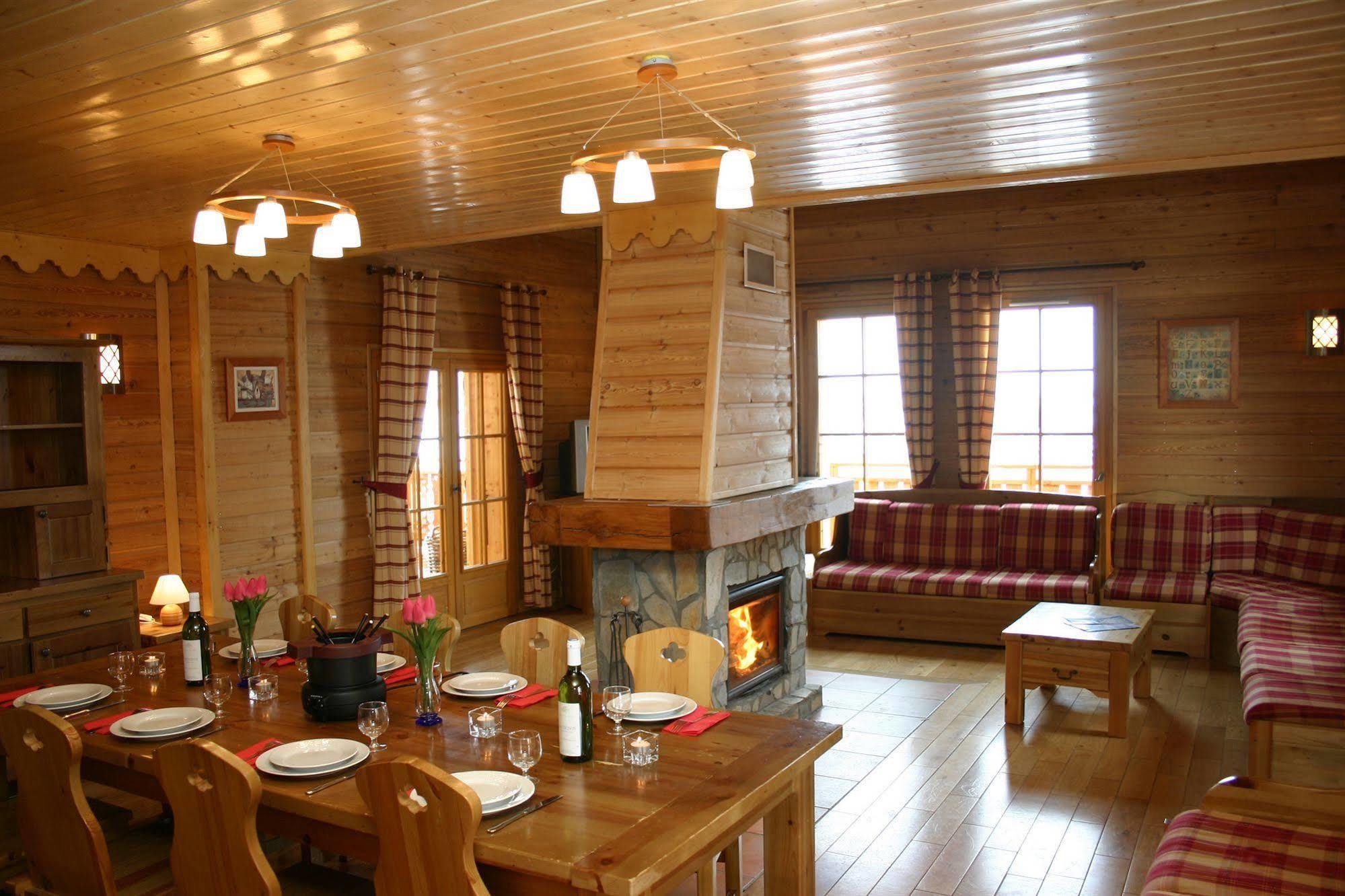 אלפה ד'הואז Madame Vacances Les Chalets De L'Altiport מראה חיצוני תמונה